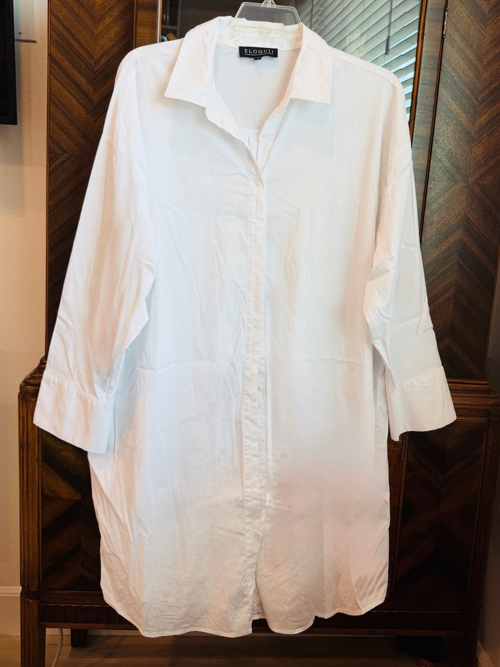 Eloquii White Shirttail Tunic 22W